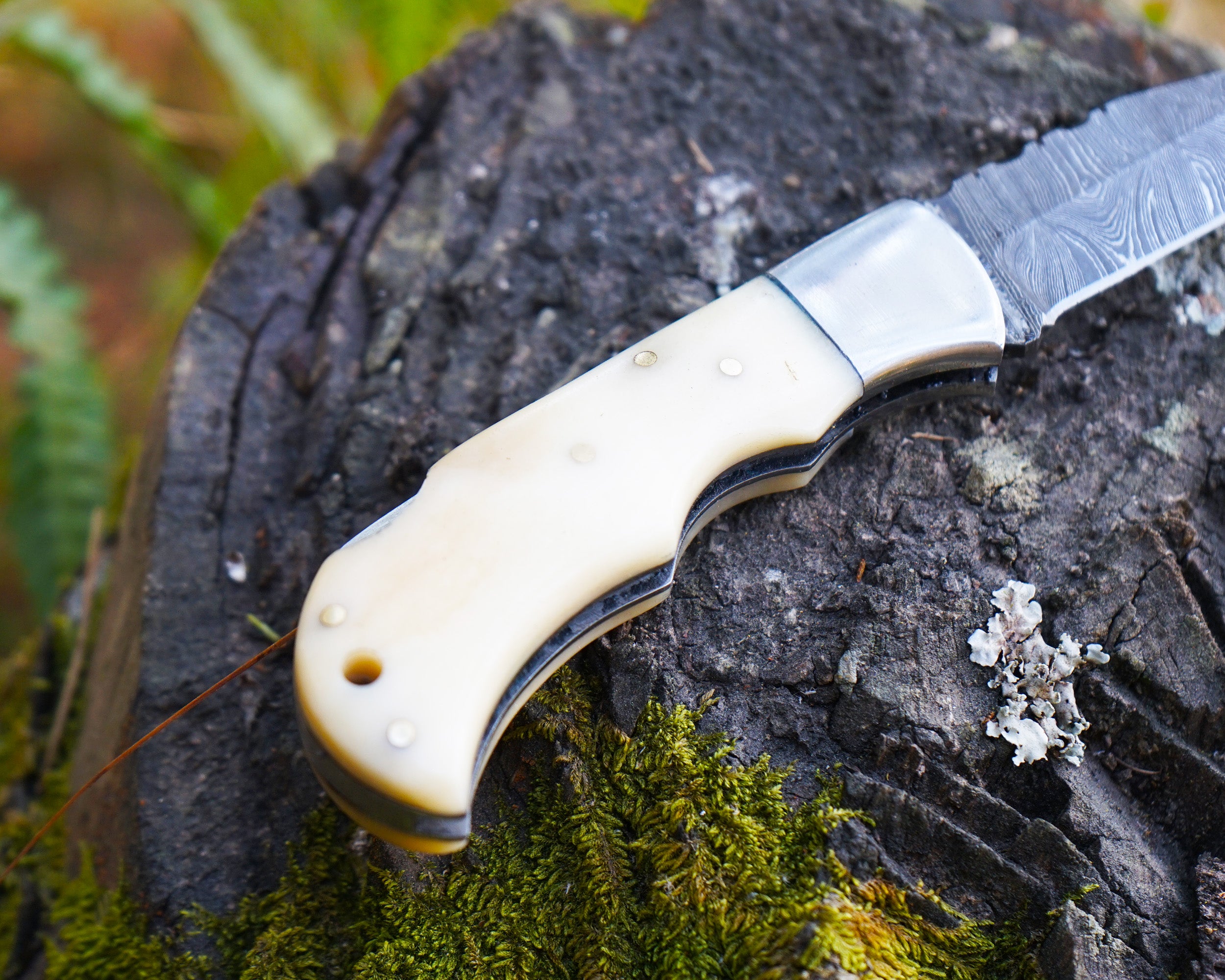 Handmade Damascus Folding Knife - Bone Handle, Razor Sharp EDC Pocket Knife, Premium Hunting, Survival, Outdoor and Collectible Blade