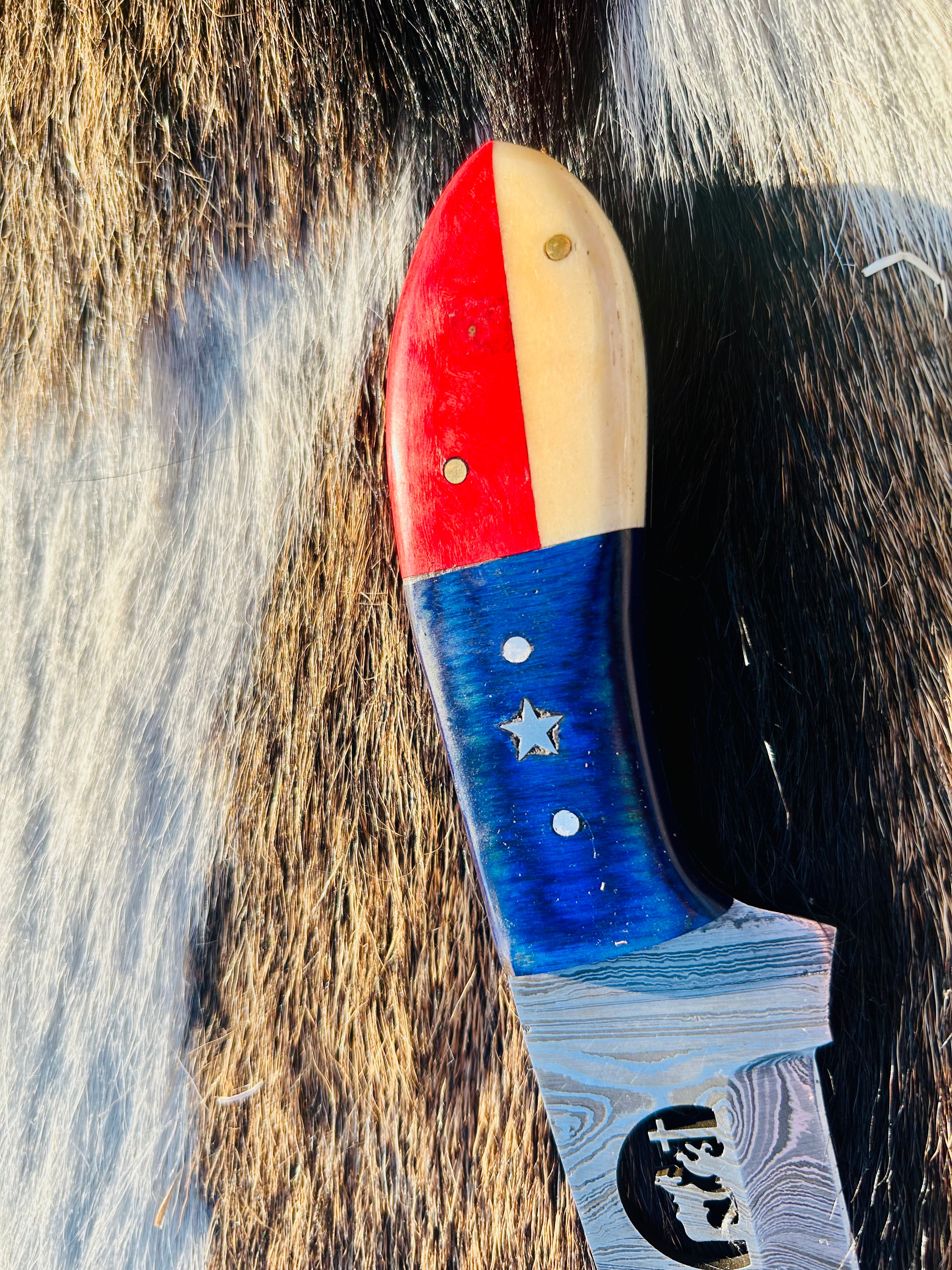 Cowboy Church Premium Damascus Fixed Blade with Texas Handle - Best for Survival and Camping - Ready to use - Comes with Sheath