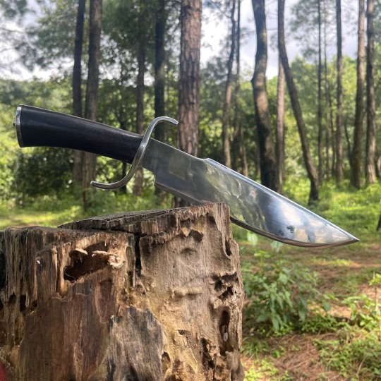 Authentic Nepalese bowie knife khukuri with sharp curved blade