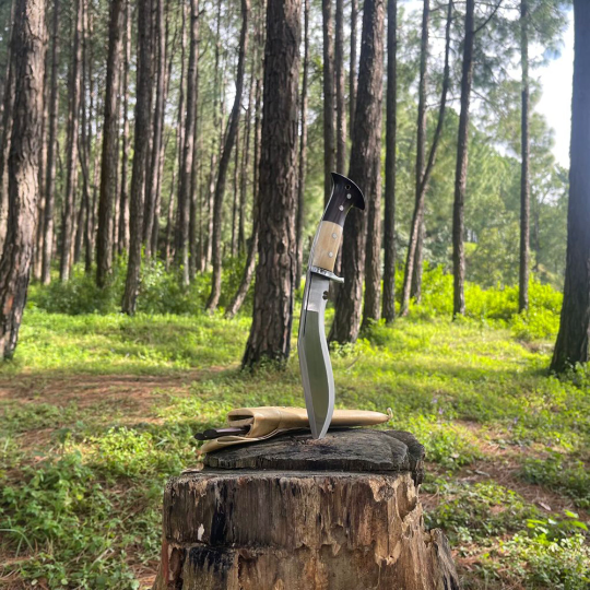 Ready-to-use Chukukri on wood block for bushcraft and outdoor carving