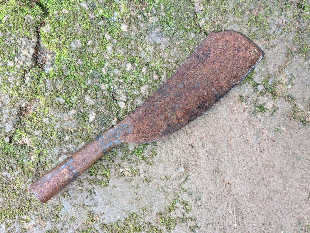 How to Remove Rust from a Kukri Knife: A DIY Guide